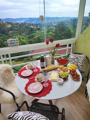 Dining - Apartamento Duplex Boutique na Montanha (Vila Floresta Campos do Jordão)