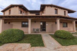 Exterior - Apartment in Vignola Mare near Sandy Beach (Vignola Mare/Aglientu (SS))