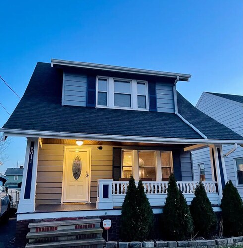 Beautiful Modern Home in CLE