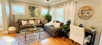 Beautiful Modern Home in CLE
