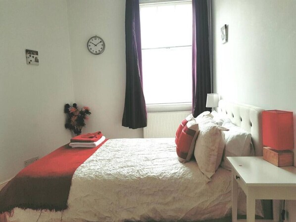 2 habitaciones, escritorio y wifi