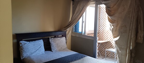 1 間睡房、熨斗/熨衫板、免費 Wi-Fi、床單