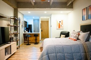 1 bedroom, iron/ironing board, WiFi, bed sheets