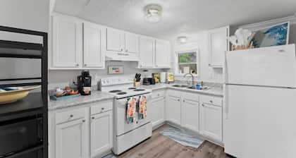Jax Bch Home 3/2 w/Pets