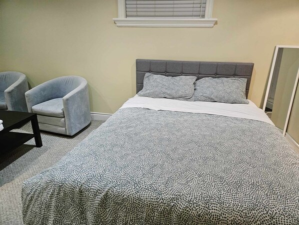 1 quarto, Wi-Fi de cortesia, roupa de cama