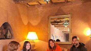 Petit déjeuner buffet compris tous les jours