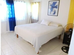 4 soverom, safe på rommet, wi-fi (inkludert) og sengetøy