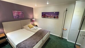 2 soverom, strykejern/-brett, wi-fi og sengetøy