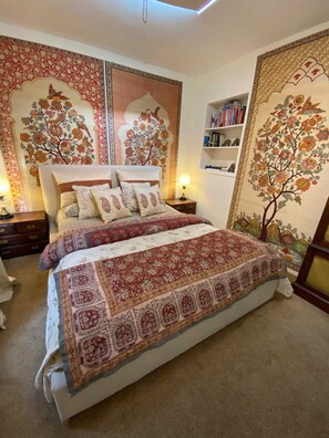 2 bedrooms, laptop workspace, iron/ironing board, bed sheets - Beautifully Curated 2BD Flat Tyburnia, London! (London)