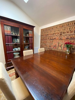 Dining - Beautifully Curated 2BD Flat Tyburnia, London! (London)
