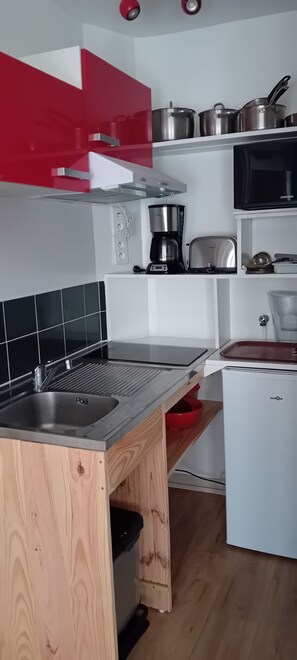 Fridge, microwave, electric kettle, toaster