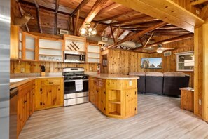 Private kitchen - Aspen Sunrise (Pequot Lakes)