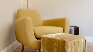 Ảnh chưa phân loại, 3 trong số 16 ảnh, nút