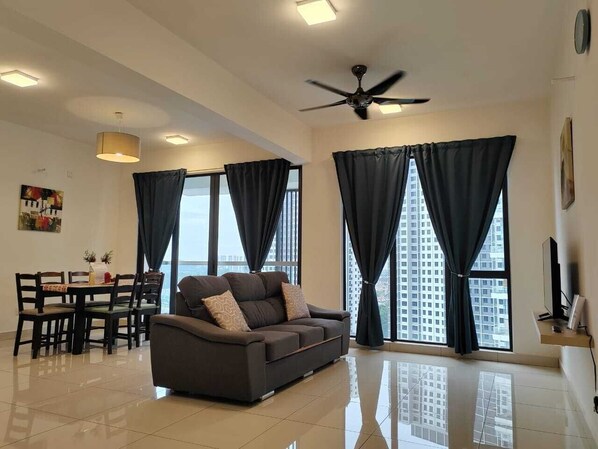 Living area - A Home Away from Home @ Cheras MRT Taman Suntex (Cheras)