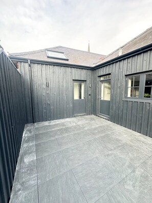 Property grounds - Apt 1, 15 West Street (Hereford)