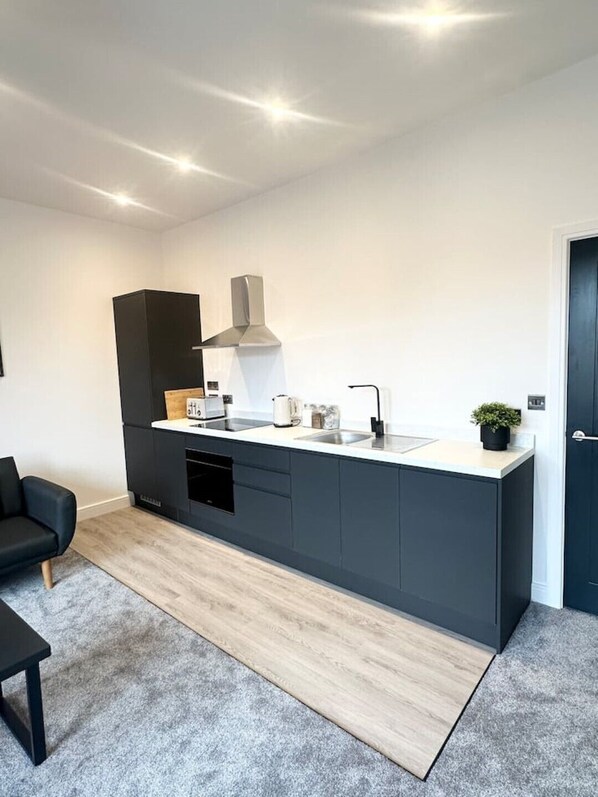 Private kitchen - Apt 1, 15 West Street (Hereford)