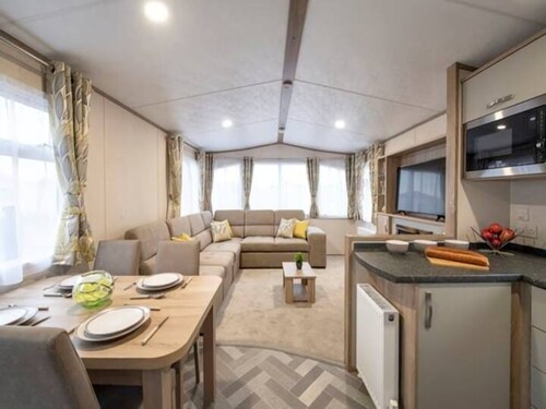 Beautiful & Cosy Holiday Home in Gorgeous Location - Pass the Keys