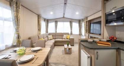 Beautiful & Cosy Holiday Home in Gorgeous Location - Pass the Keys