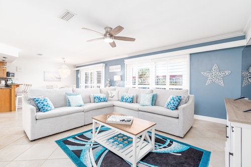 Private Pool, Ocean View Entire Home in Beautiful New Smyrna Beach, FL.