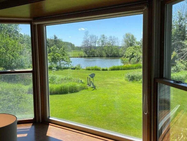 Interior - EAA - Country basecamp near Oshkosh + Green Lake (Ripon)