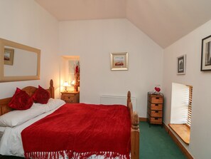 1 bedroom, individually decorated, individually furnished, free WiFi - The Abraham (Moone)