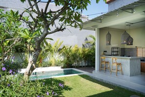 Property grounds - Muscle beach villa in centre super trendy Canggu (Canggu)