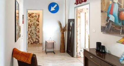 Mini apartment with shared entrance - Blue Room