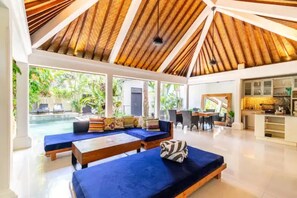 Interior - Villa Cantik Baik&Bagus in the heart quite and luxury Umalas area (Kerobokan)