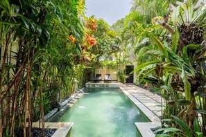 Pool - Villa Cantik Baik&Bagus in the heart quite and luxury Umalas area (Kerobokan)