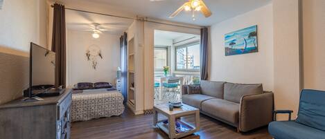 Fer et planche Ă repasser