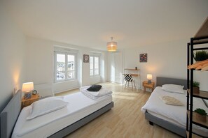 3 habitaciones, tabla de planchar con plancha y wifi gratis 