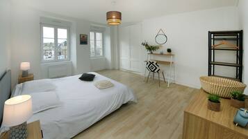 3 間睡房、熨斗/熨衫板、免費 Wi-Fi、床單