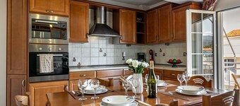 Maisonette with balcony, up to 8 people, in the Center of Argostoli