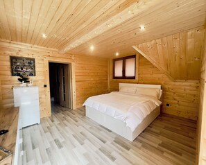 3 Schlafzimmer, Bügeleisen/Bügelbrett, Reisekinderbett, WLAN