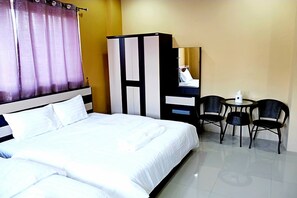 Premium Quadruple Room, Non Smoking, City View