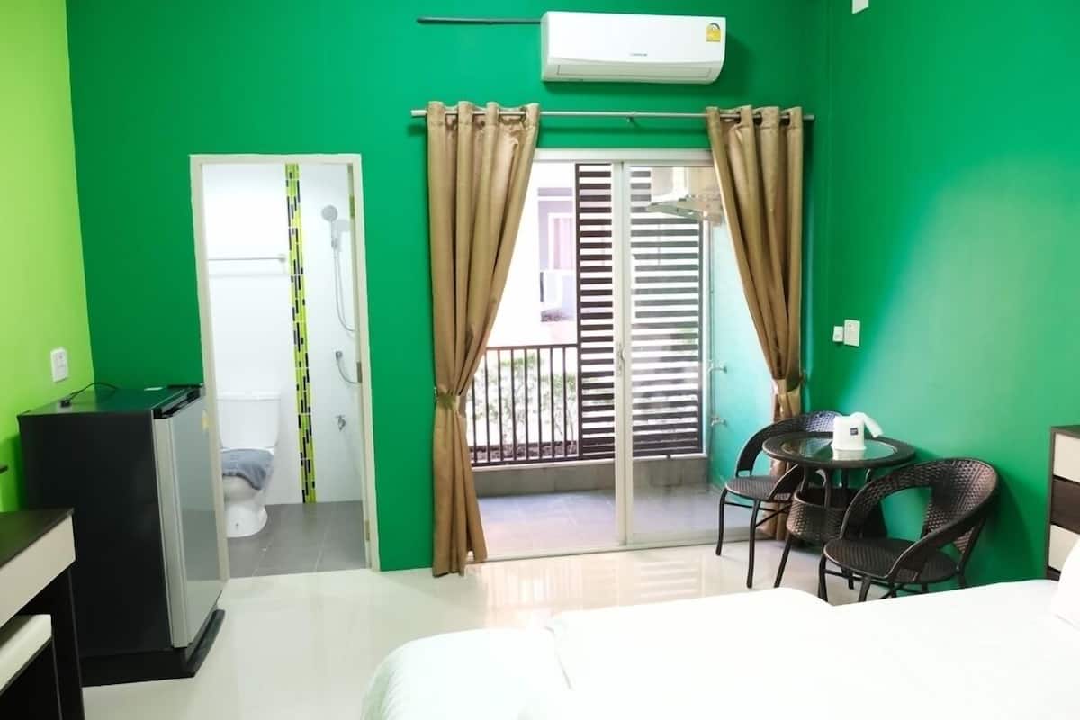 标准房, 1 张特大床, 无烟房 | 防过敏的被褥、隔音、免费 WiFi、床单