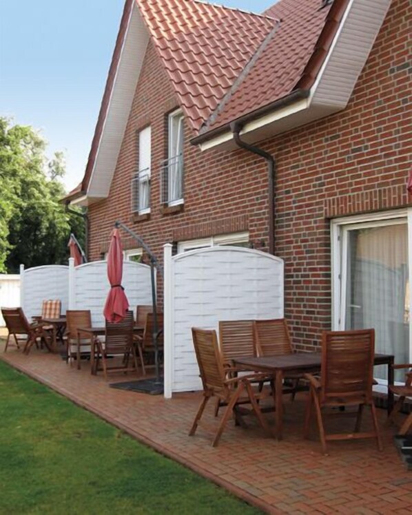Outdoor dining - Discover the charming house Rьther! (Borkum)