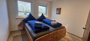 2 soverom, internettilgang og sengetøy