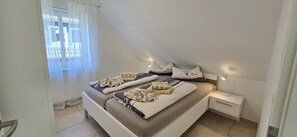 3 dormitorios, wifi gratis, ropa de cama