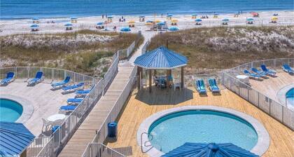MAR 9-12 DISCOUNT! UPDATED condo! Right on beach! Umbrella,2chairs,2beach towels