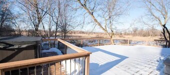 Secluded Spa-cious Retreat -Beds for 8. Plus 3 foldaways extra