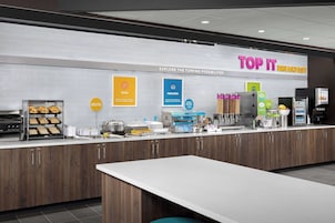 Café da manhã grátis todos os dias