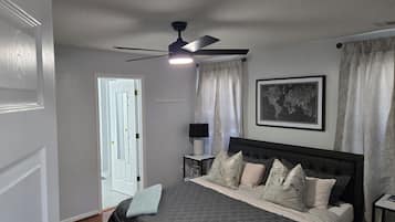 3 chambres, bureau, fer et planche à repasser, Wi-Fi gratuit