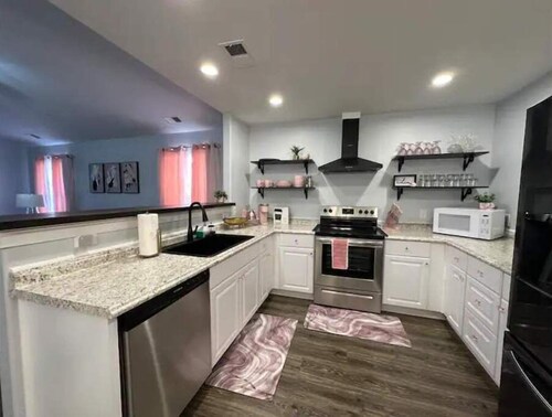 Pretty in Pink- Port wentworth