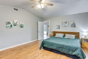 3 chambres, bureau, Wi-Fi, draps fournis