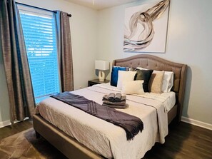 3 Schlafzimmer, Bügeleisen/Bügelbrett, WLAN, Bettwäsche