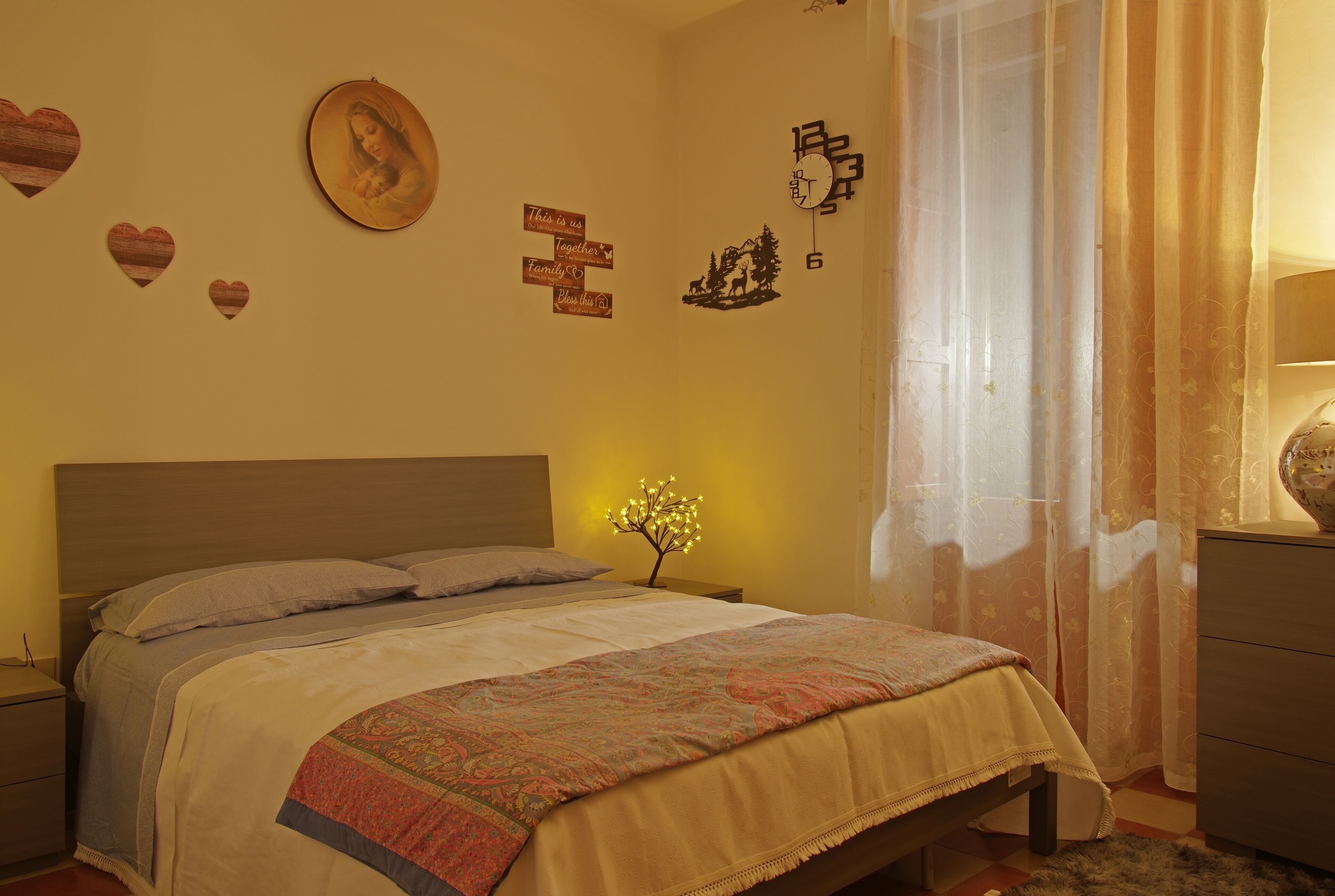 2 makuuhuonetta, ilmainen Wi-Fi, vuodevaatteet