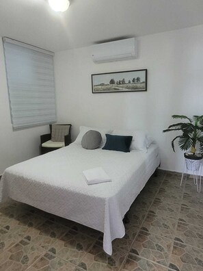 3 Schlafzimmer, Bügeleisen/Bügelbrett, kostenloses WLAN, Bettwäsche