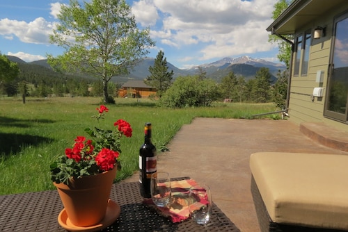 Snowline Vista Lodge – Pet-Friendly, Panoramic Mountain Views – 20-NCD0228
