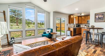 Serenity in the Rockies - Mountain Views, Near National Park - 20-NCD0406